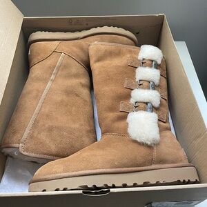 Authentic UGG Klea Chestnut Boots - Size 7